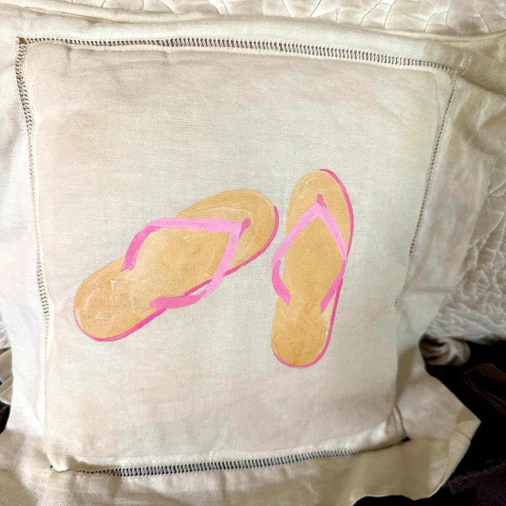 Throw pillow